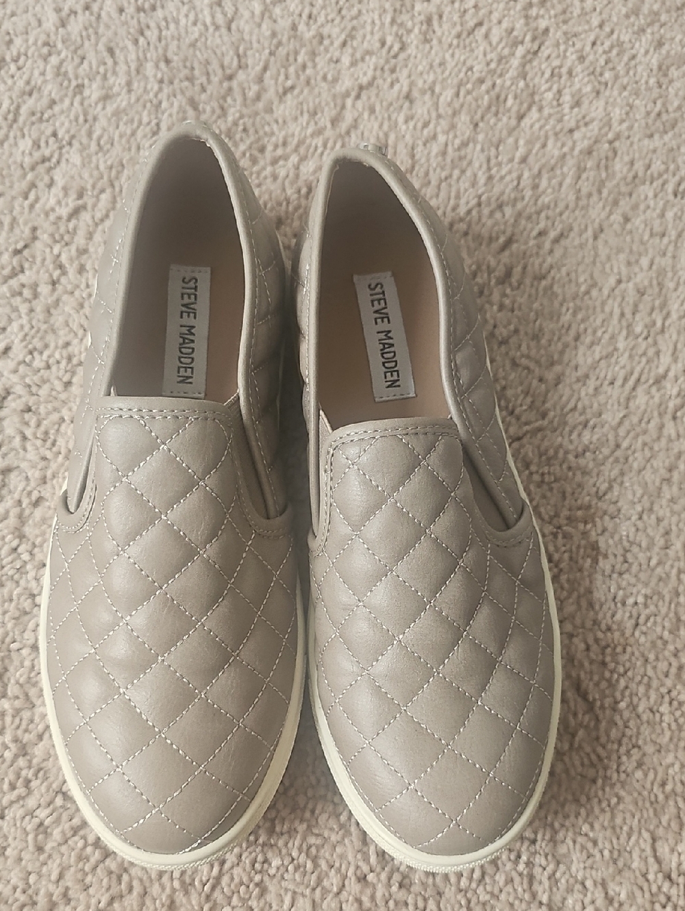 Steve Madden Ecentrcq Quilted Slip-On Sneakers in Taupe